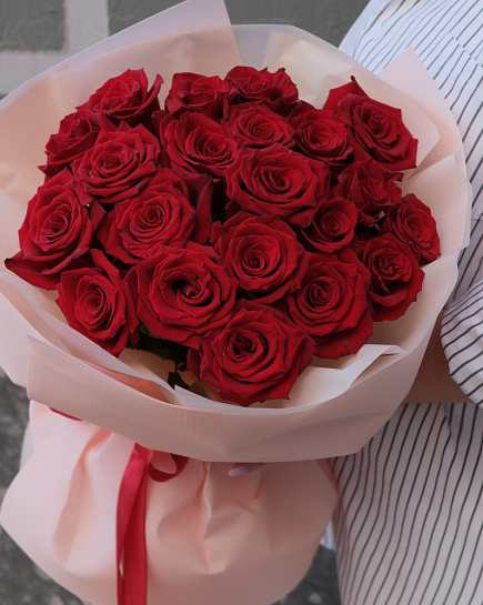 Букет из 21 красной розы with delivery to Almaty