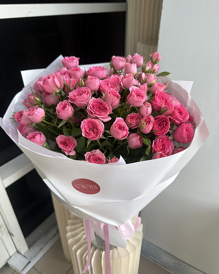Розовое облако из кустовых роз with delivery to Астане