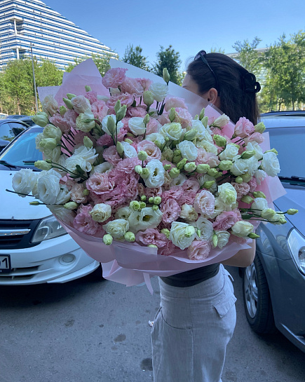 Облако эустом в пастельных тонах with delivery to Astana