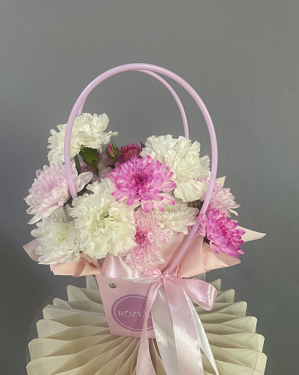 Цветочная сумочка «Розовый зефир» with delivery to Astana