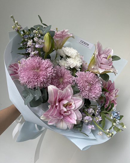 Букет: хризантемы, маттиола, дельфиниум with delivery to Astana
