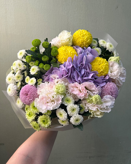 Радужное настроение: микс из хризантем и гортензии with delivery to Astana